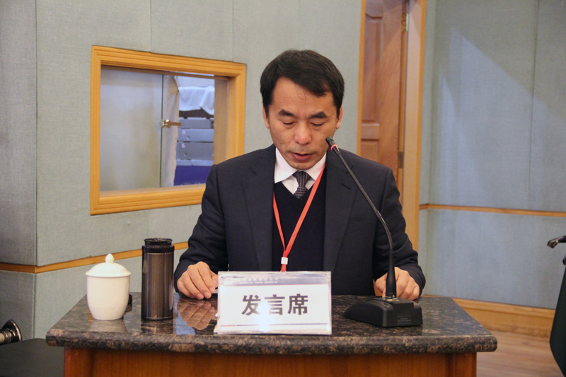 1518166058193384.jpg 夏雙仁作行政工作報告.JPG