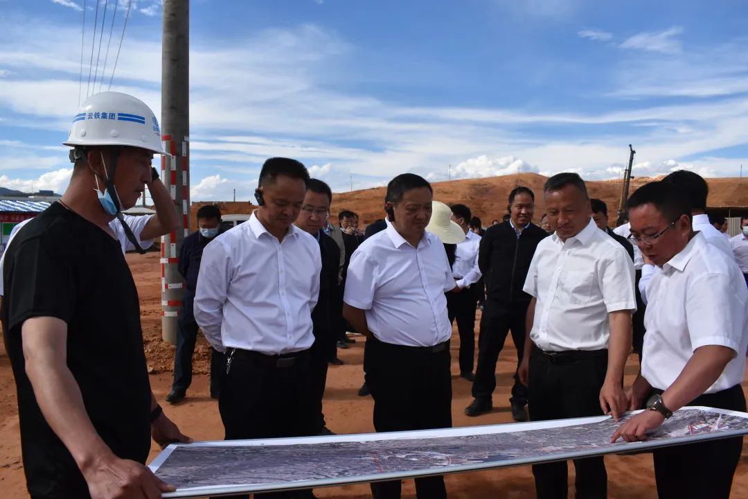 2022-05-11-楊國(guó)宗到祥云財(cái)富鐵路專用線項(xiàng)目調(diào)研.jpg