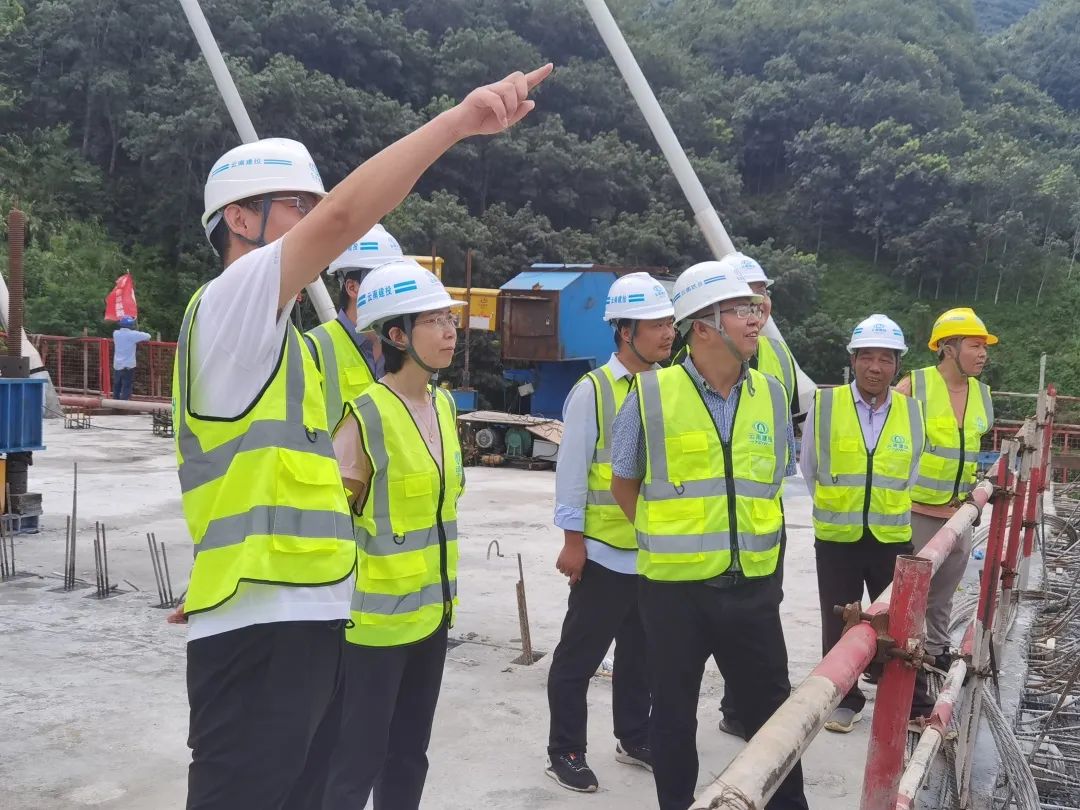 1660613080740359.jpg 李元鴻帶隊到景洪神秘谷瀾滄江特大橋項目開展安全綜合大檢查.jpg