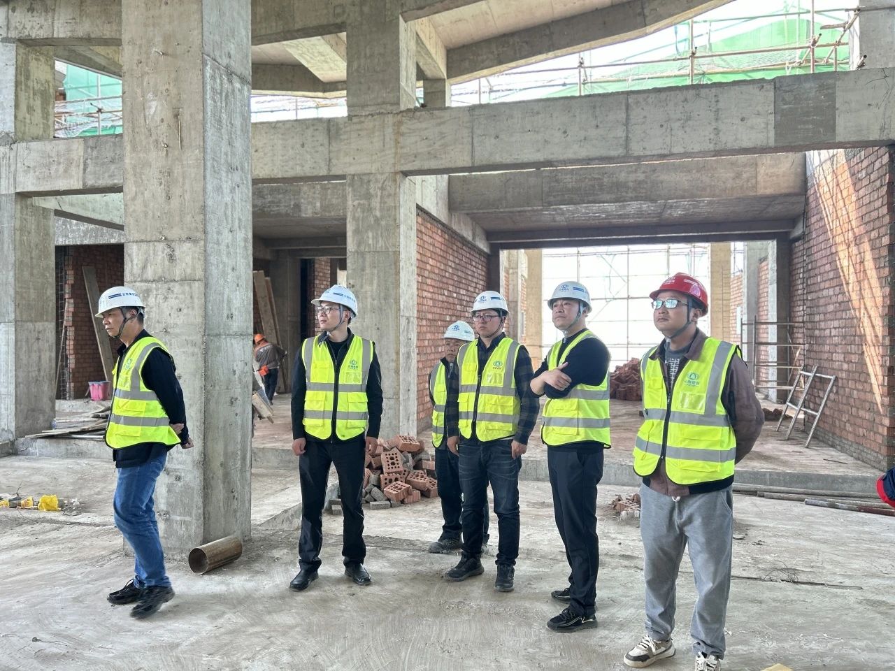 1711069633122614.jpg 1711069633122614.jpg