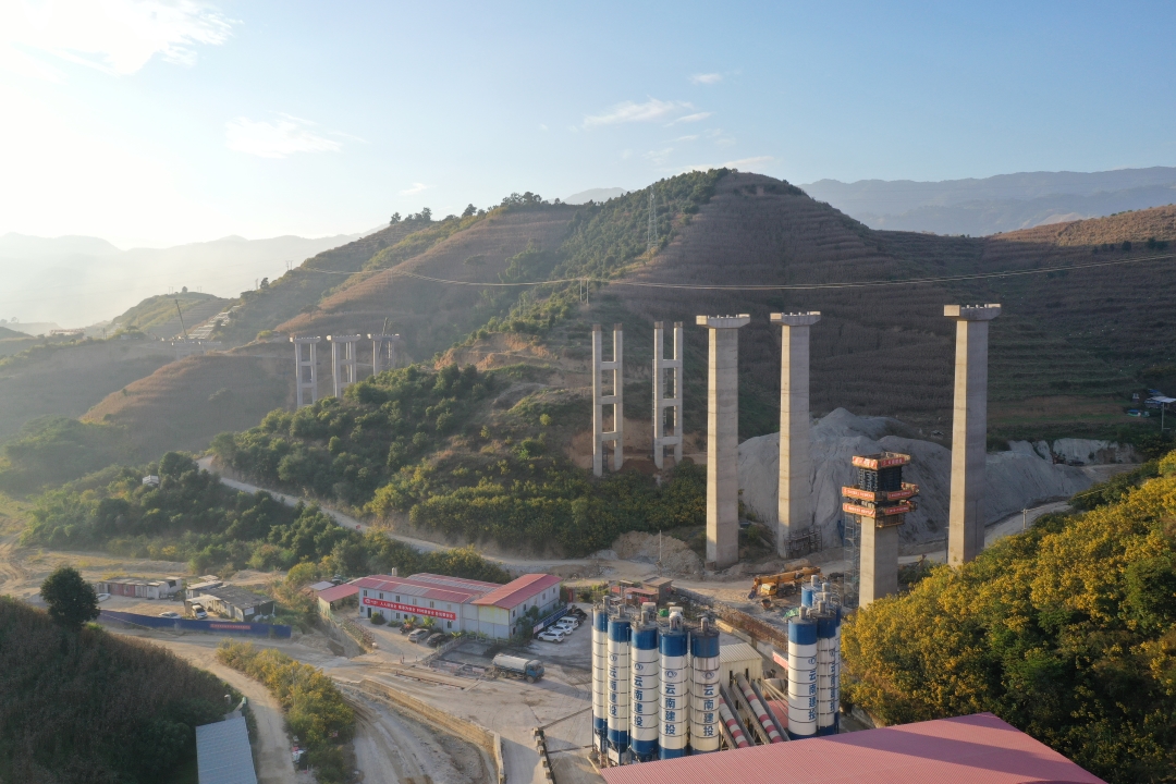 1765932736218366.jpg 陶家箐跨鐵大橋 (2).jpg